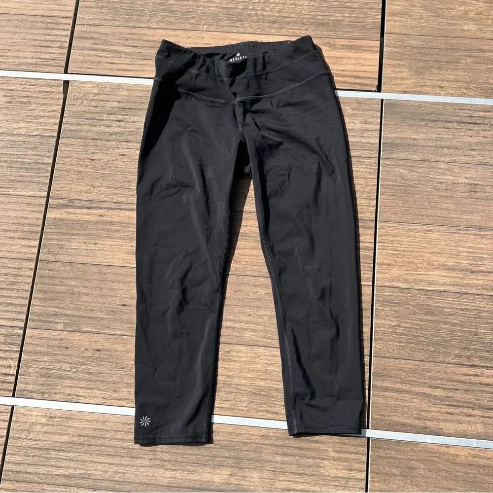 Athleta Cropped Running Capris | Size: Small | Color: Black
